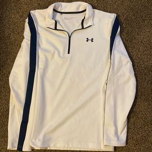 Men’s Under Armour golf, half zip up size Large